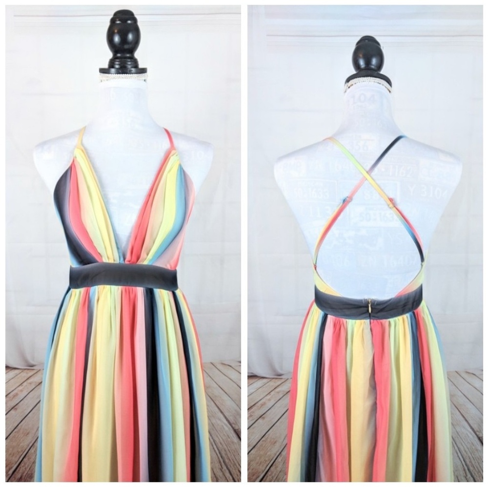 New Pastel Pleated Beauty Maxi Dress - Picture 4 of 8